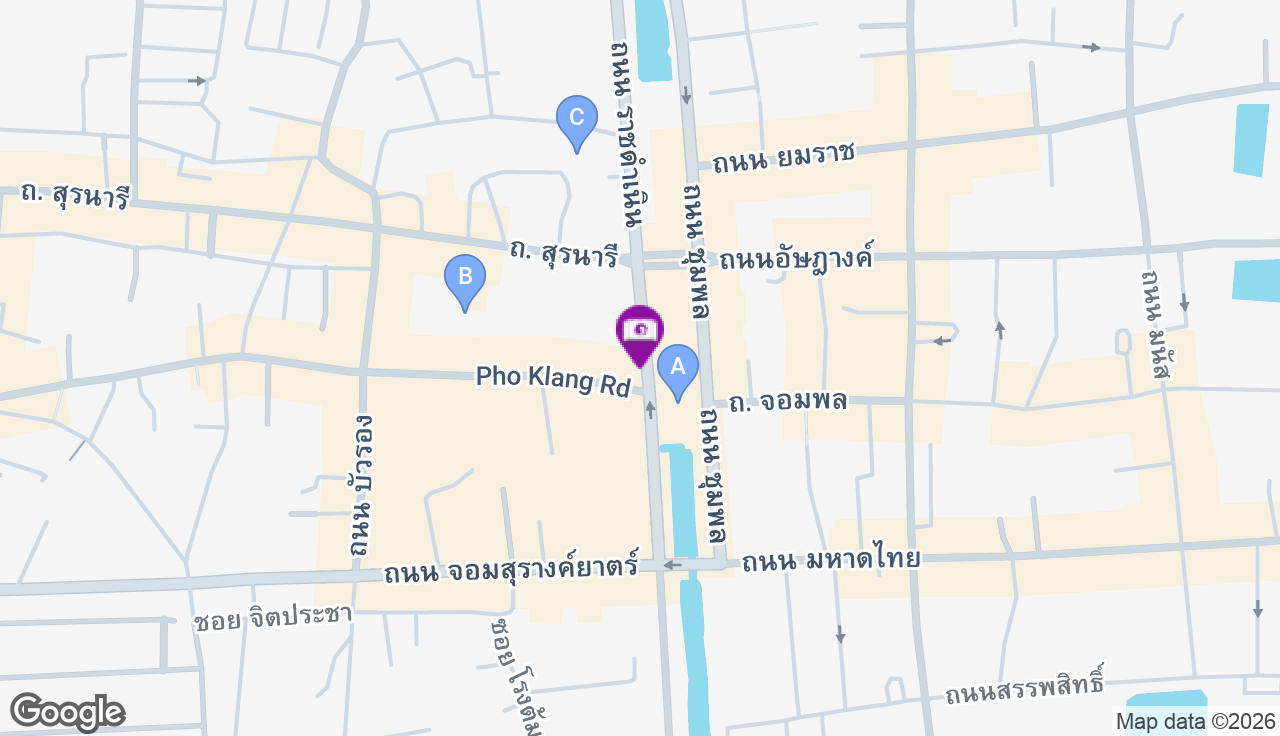 ลานหน้าอนุสาวรีย์ย่าโม