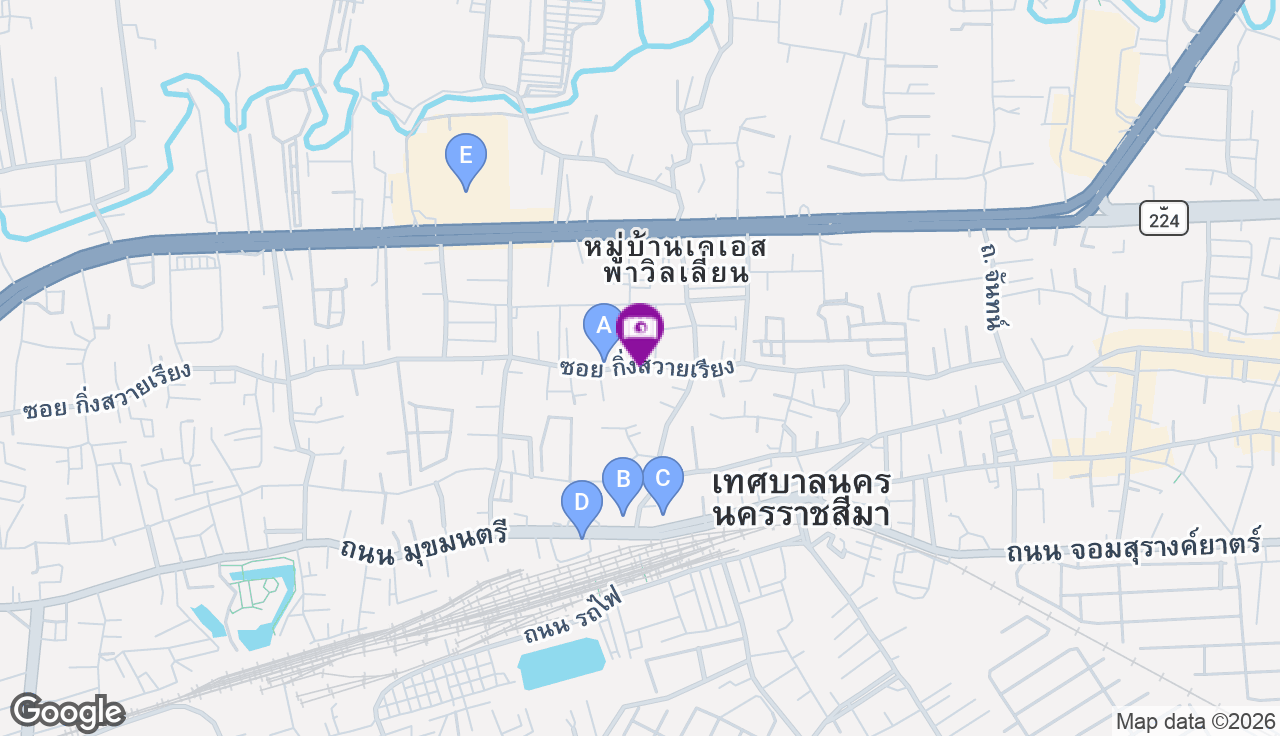 ตลาดย่าโม โคราช
