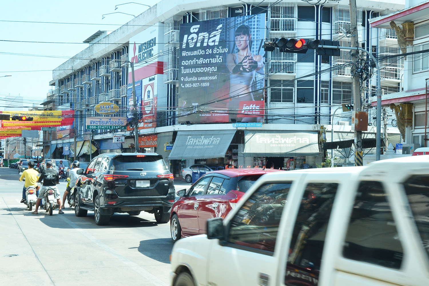 สี่แยกวัดโพธิ์ - ตลาดบ่อนไก่